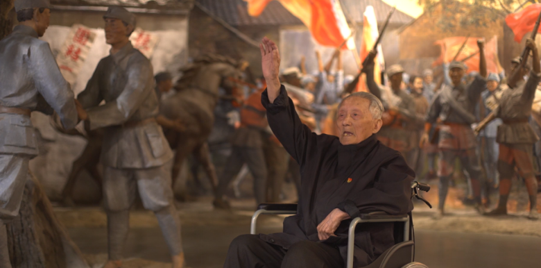 102岁老人含泪讲述！南通理工学子亲历震撼一幕，八十年前的会师场景再现！