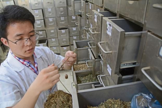 中药从药房到煎熬成汤的过程