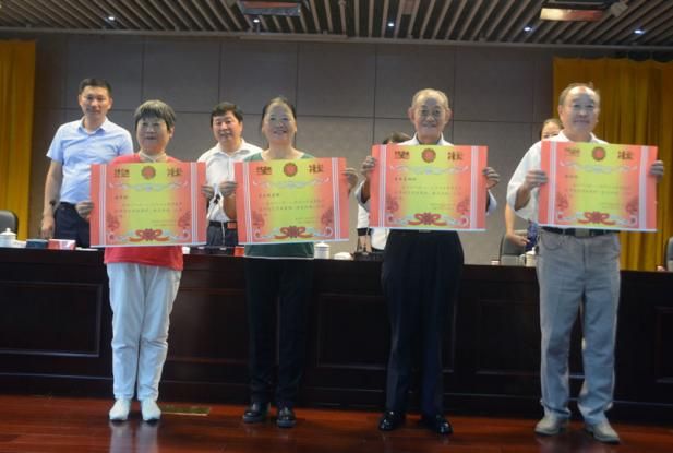 大丰第五届沿海滩涂摩托车场地越野赛鸣枪开赛