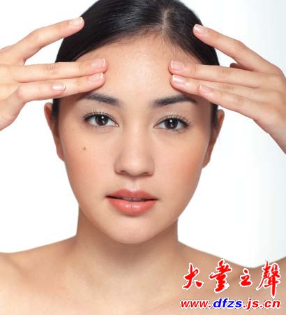 脸部减压按摩Step1
